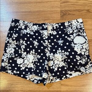 Floral Polka Dot Women's Shorts Size 14